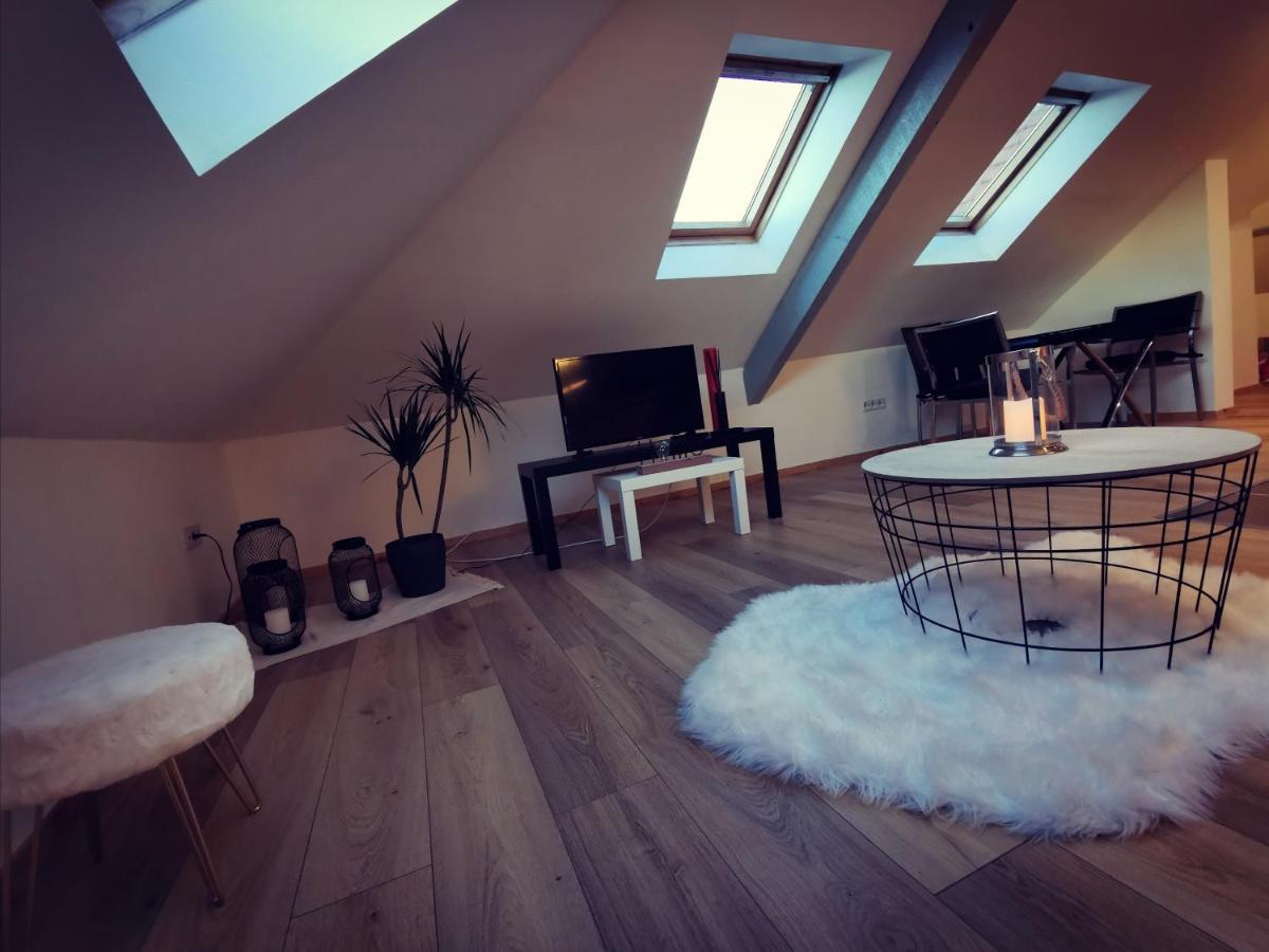 Cosy Chic Apartment Ерщайн Екстериор снимка
